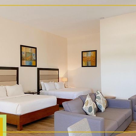 Marzon Hotel Kalibo Eksteriør billede